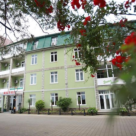 Green House Hotel Kobuleti Esterno foto