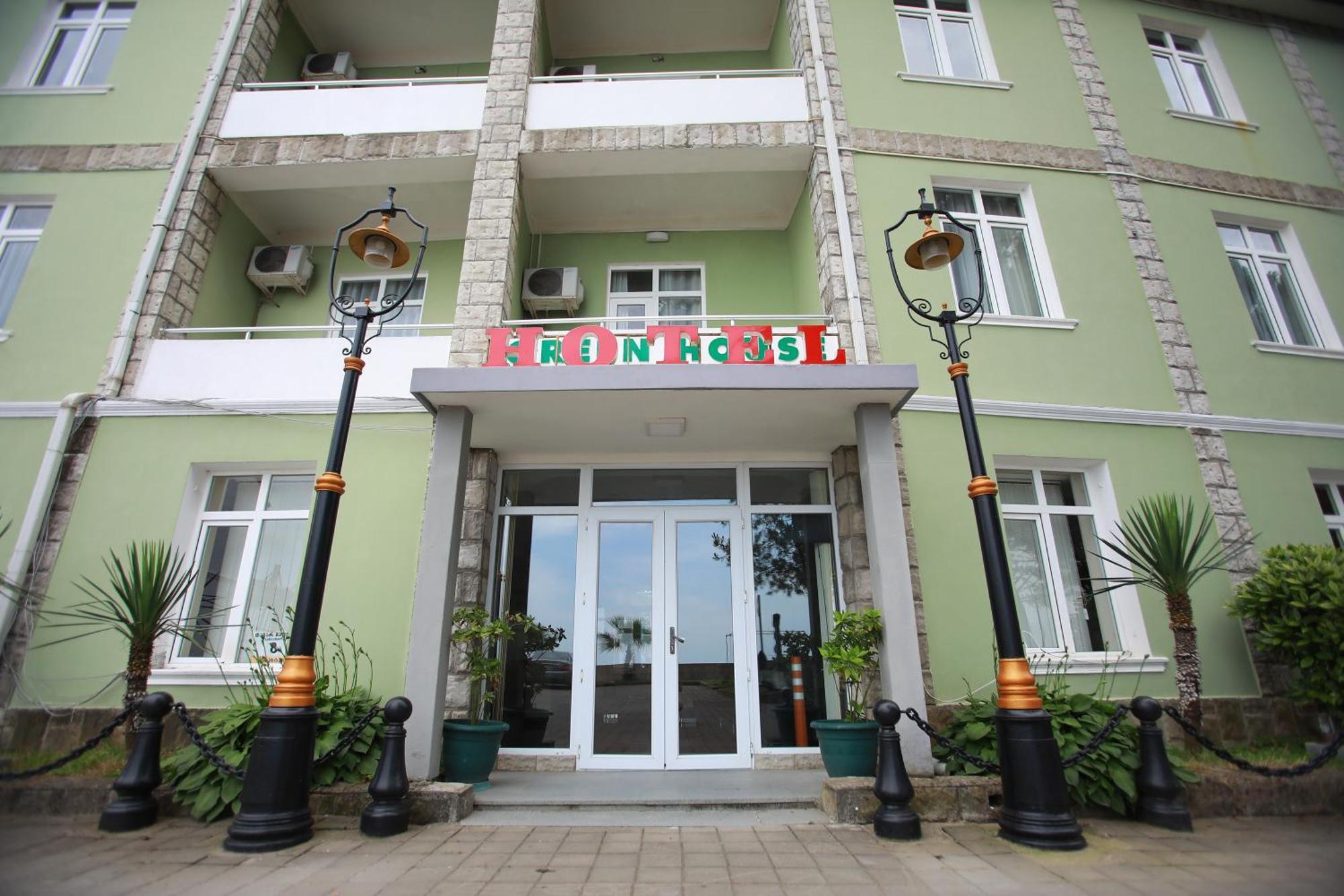 Green House Hotel Kobuleti Esterno foto