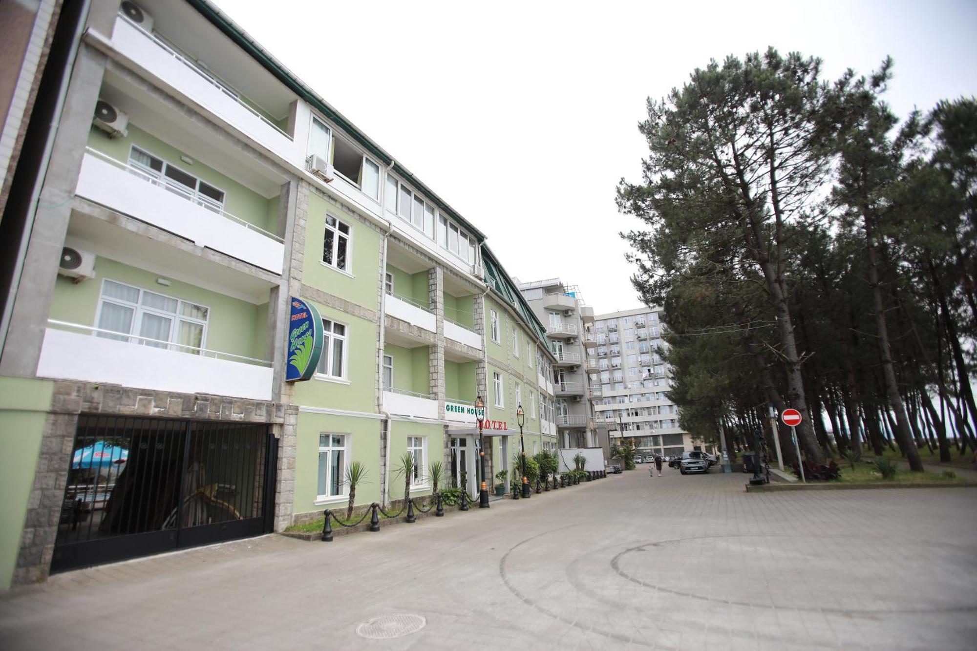 Green House Hotel Kobuleti Esterno foto