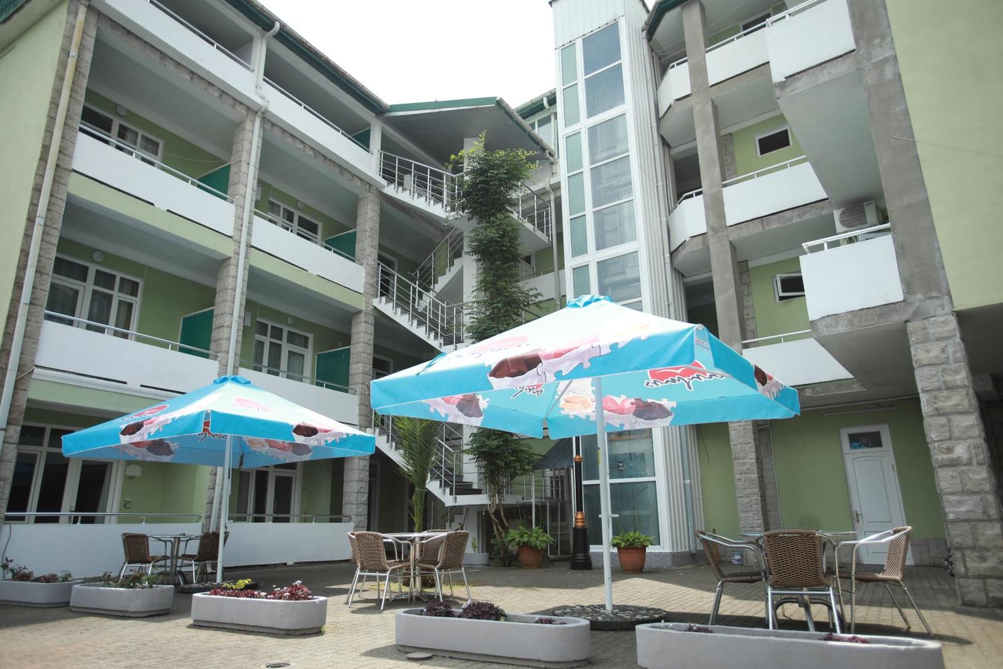 Green House Hotel Kobuleti Esterno foto