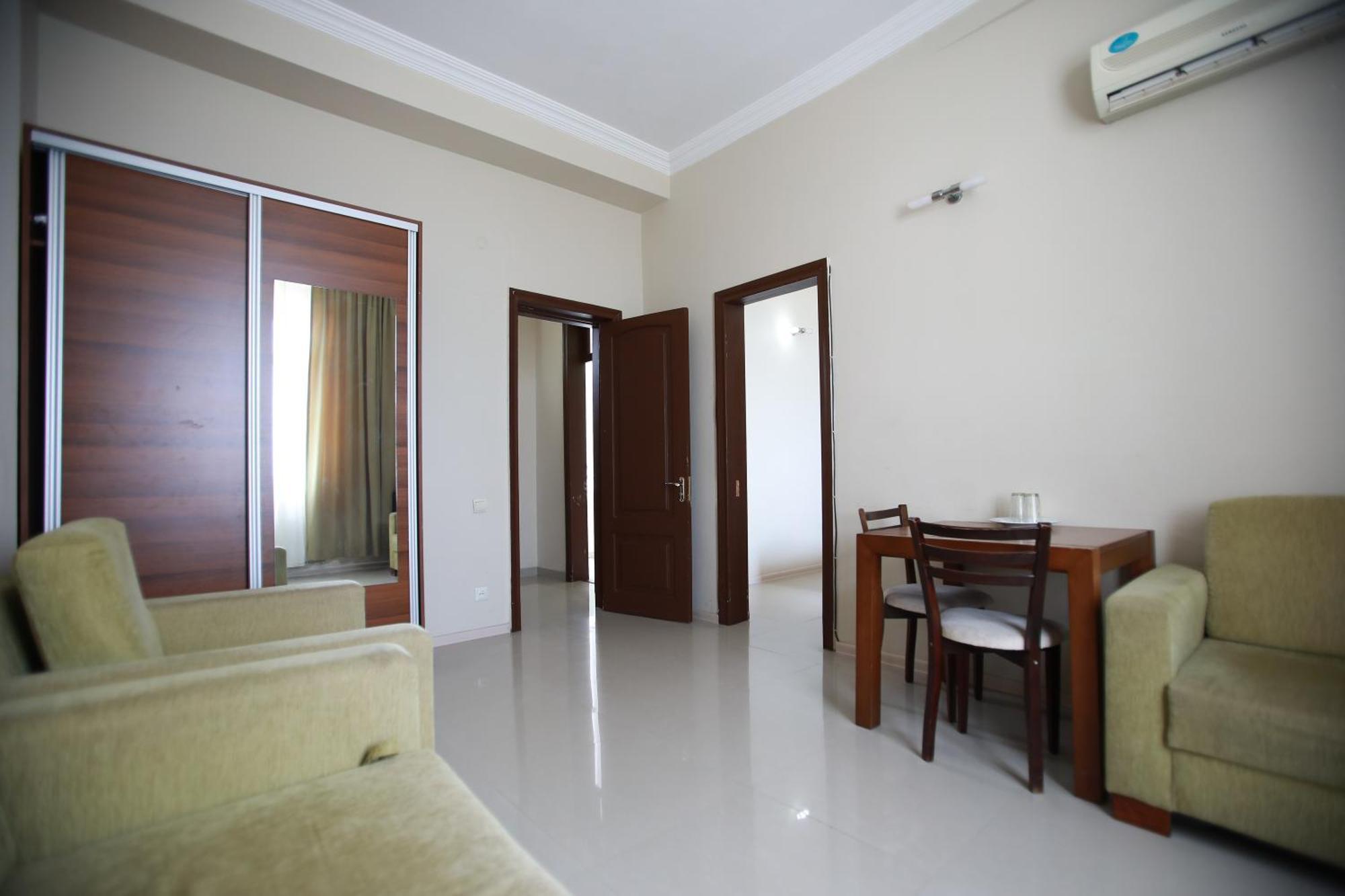 Green House Hotel Kobuleti Esterno foto