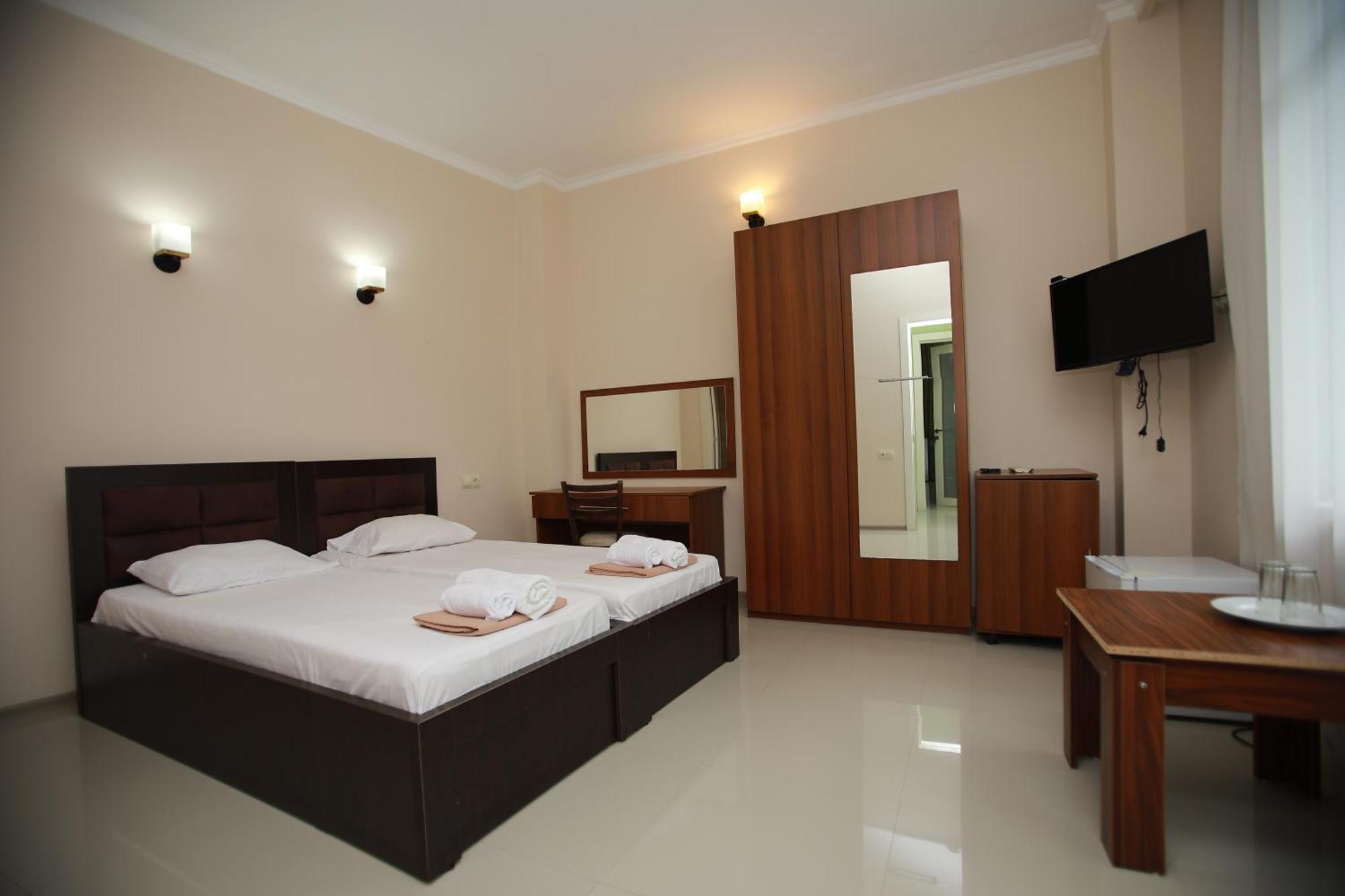 Green House Hotel Kobuleti Esterno foto