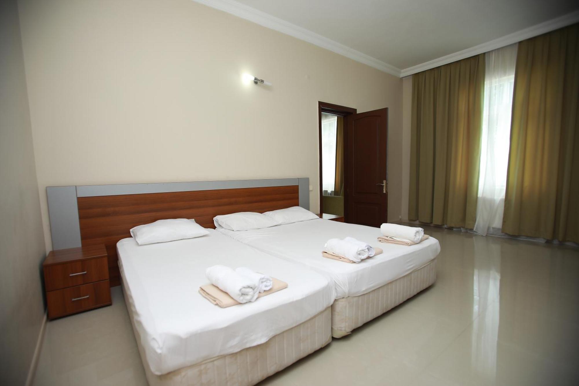 Green House Hotel Kobuleti Esterno foto